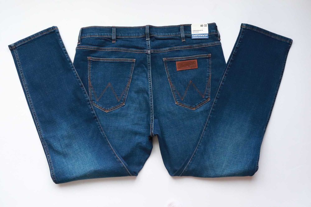 WRANGLER LARSTON 812 W40 L32 męskie spodnie jeansy slim tapered nowe