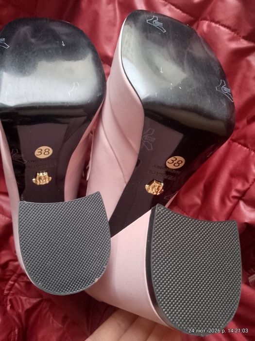 Туфлі Versace  для пілону, танців