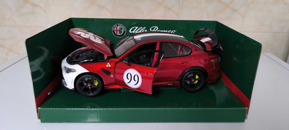 1/18 Bburago Alfa Romeo Giulia GTA