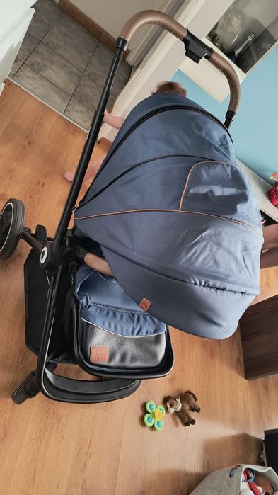 Wózek 2 w 1 Lionelo Mika Blue Navy