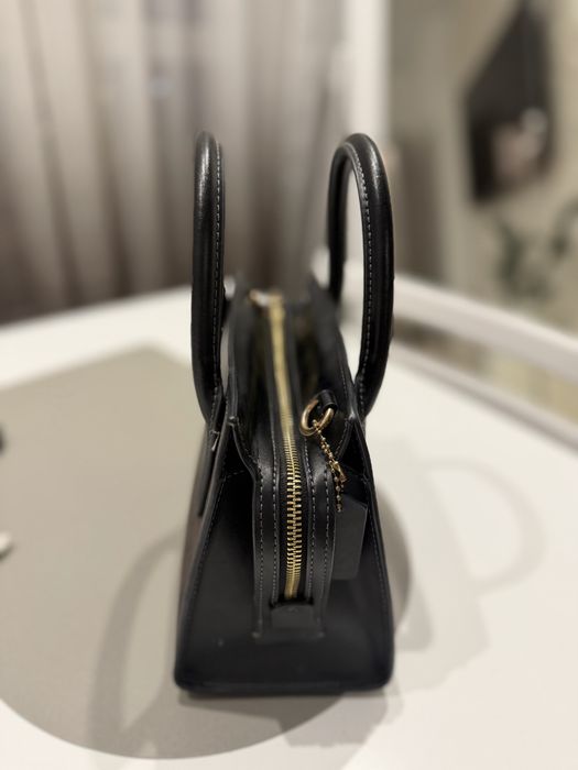 Сумка Coach andrea carryall bag коричнева