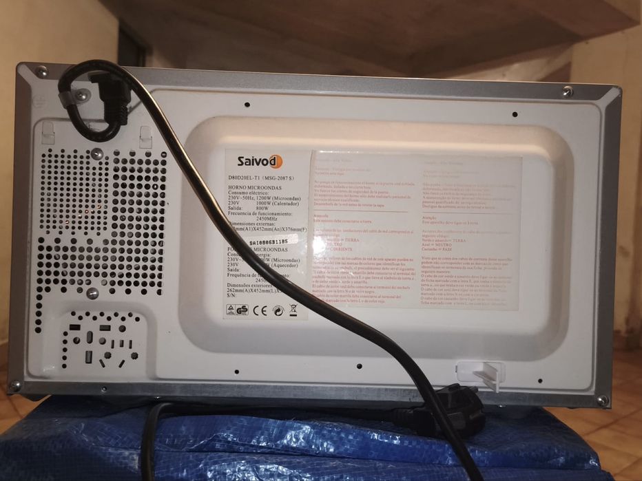 Microondas cinza prata novo