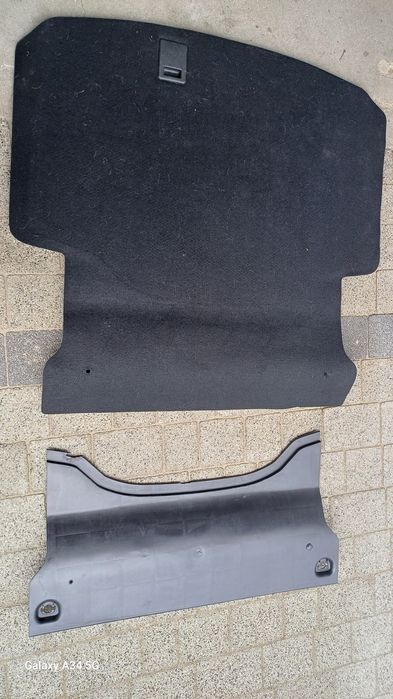 Podłoga wykładzina bagażnika mercedes c klasa A204 coupe