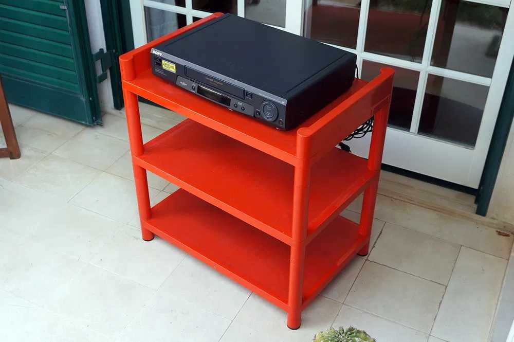 Móvel vintage laranja HiFi Modular