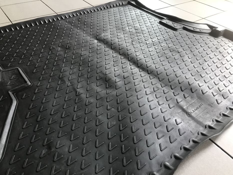 Коврик багажника land cryiser 100