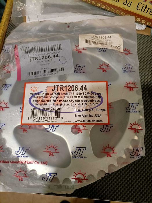 Kit transmissão HONDA 17T - 44T (CBR, CBF, CLR, XLR, XR)