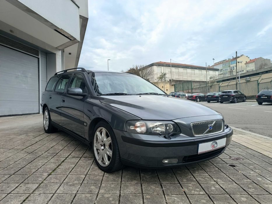 VOLVO V70 2.4 D5 163cv caixa manual Nacional