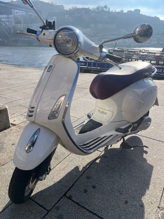 Vespa Primavera 125