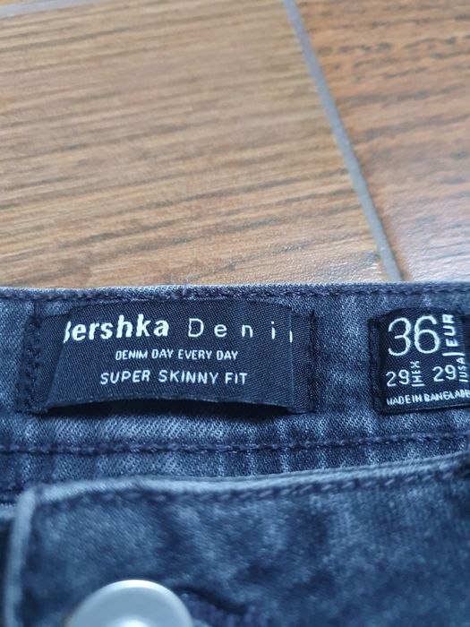 Bershka denim skinny fit 36