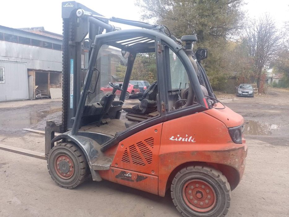 Продам вилочний навантажувач