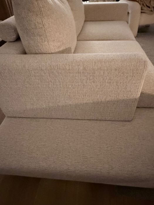 Sofá  3 lugares, bege, tecido, como novo