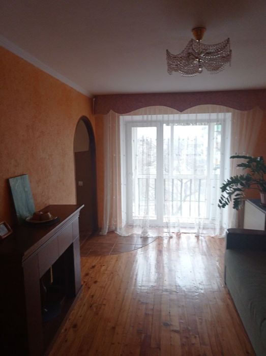 Продаж 3ох кімнатноі квартири в м. Стрий . Торг.Євроремонт.