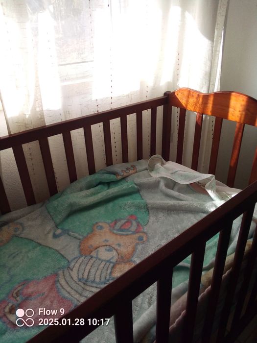 Vendo cama de bebê