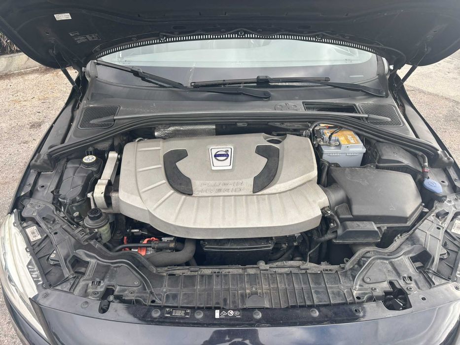 Peças Volvo V60 2.4 D6 Hibrida do ano 2013