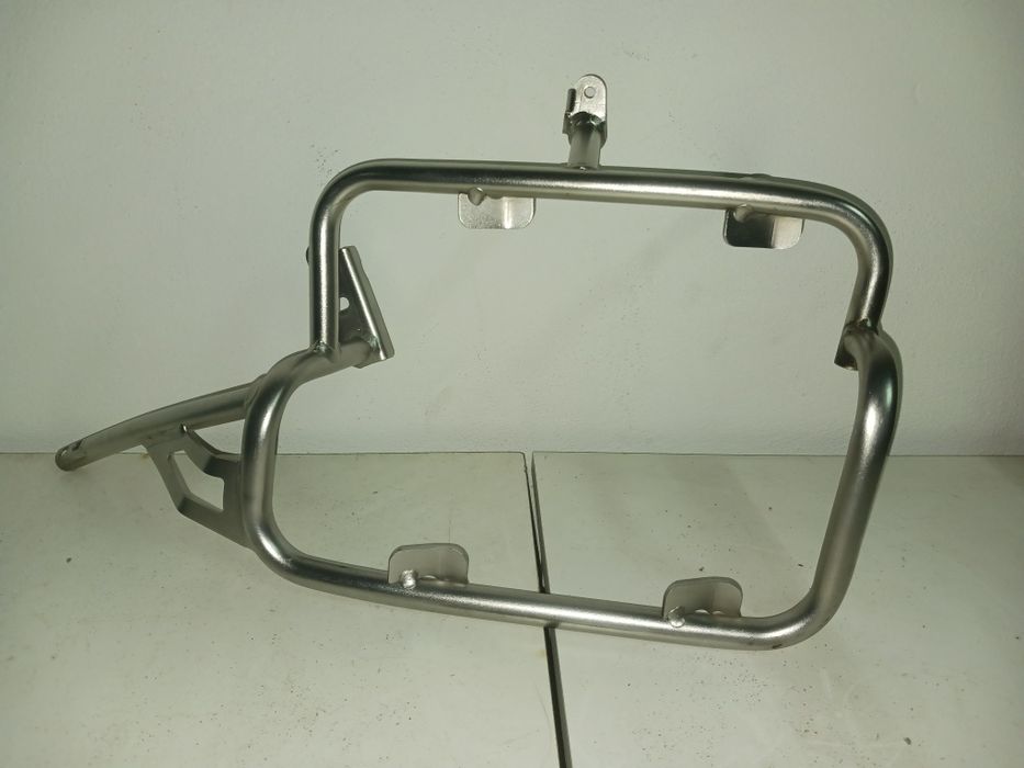 Suporte Mala Lateral Esq. BMW GSA 1200