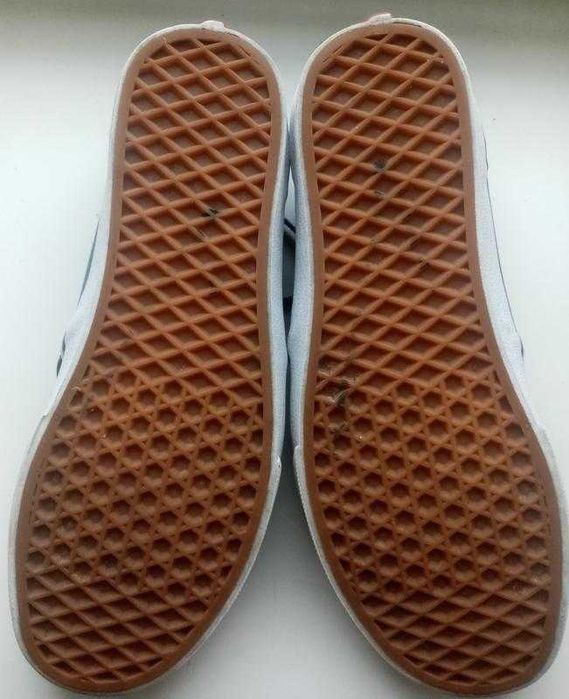 Низькі замшеві кеди vans. оригінал.