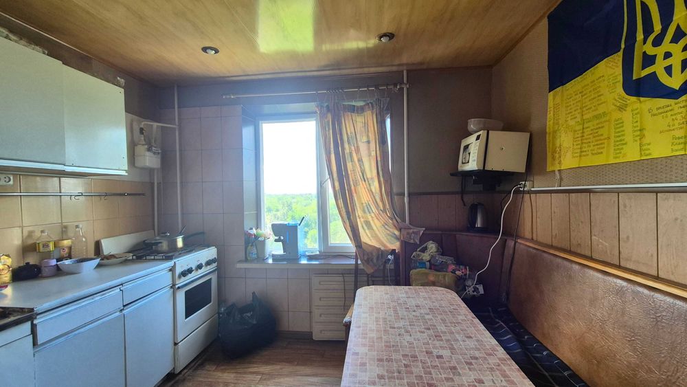 *Продаж 3-х кімнатної квартири по вул. Авраменка, Шевченківський район