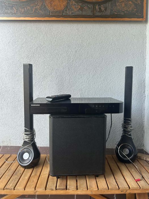 Kino domowe Samsung HT-HS5200 2.1 Blu-ray 3D 500 W – sprawne