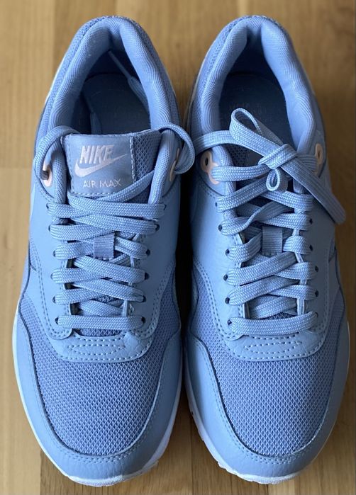 Кросіівки NIKE AIR.