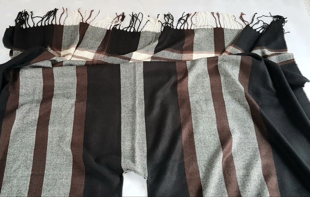 Duża chusta szal ponczo narzutka kardigan