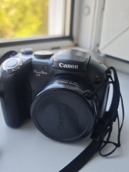 Продам цифрову фотокамеру