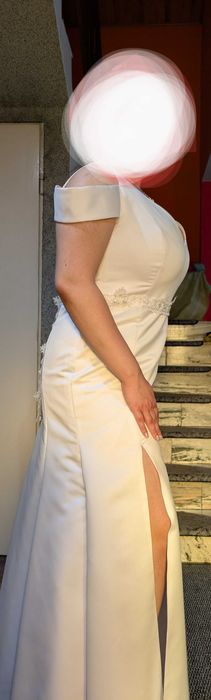 Suknia ślubna biała