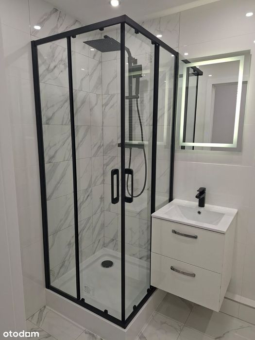 Po remoncie -  mieszkanie 28,26 m.**MALINOWSKIEGO 3**PARTER**