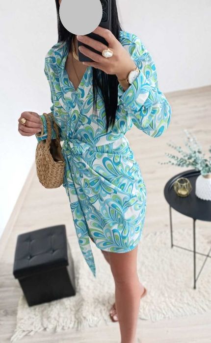 Kopertowa sukienka z kokardą Gina Tricot 36 S