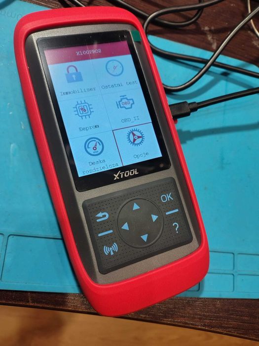 Xtool X100 PRO2 programator kluczyków samochodowych, naprawa liczników