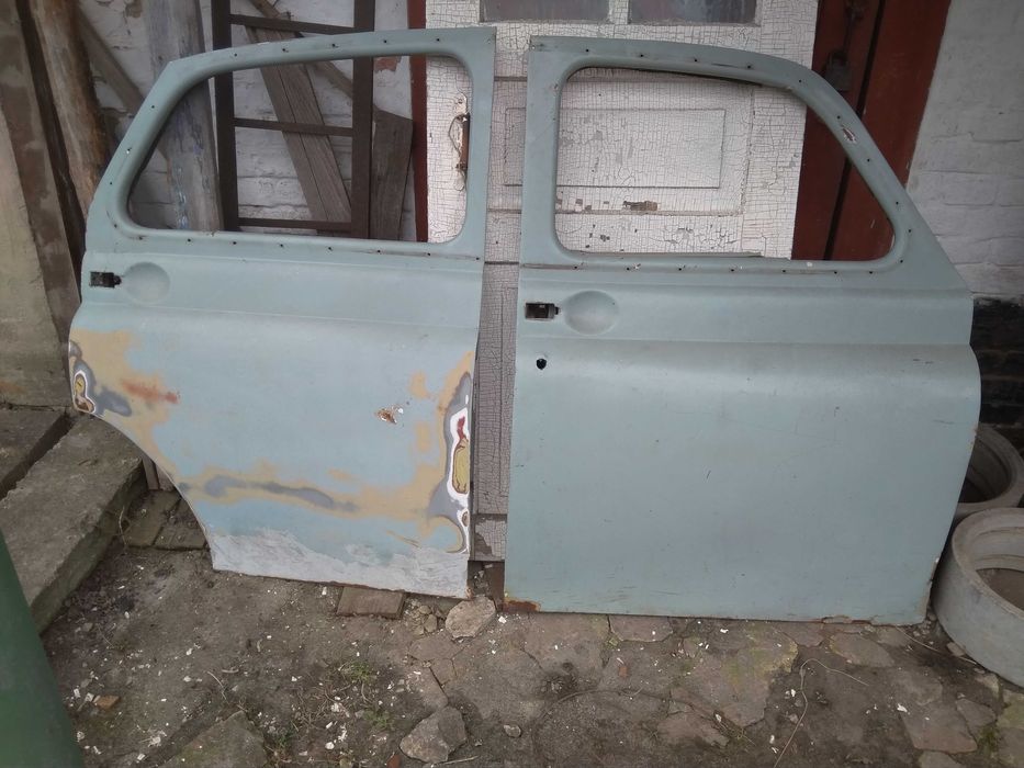 Продам двері Победа ГАЗ М-20