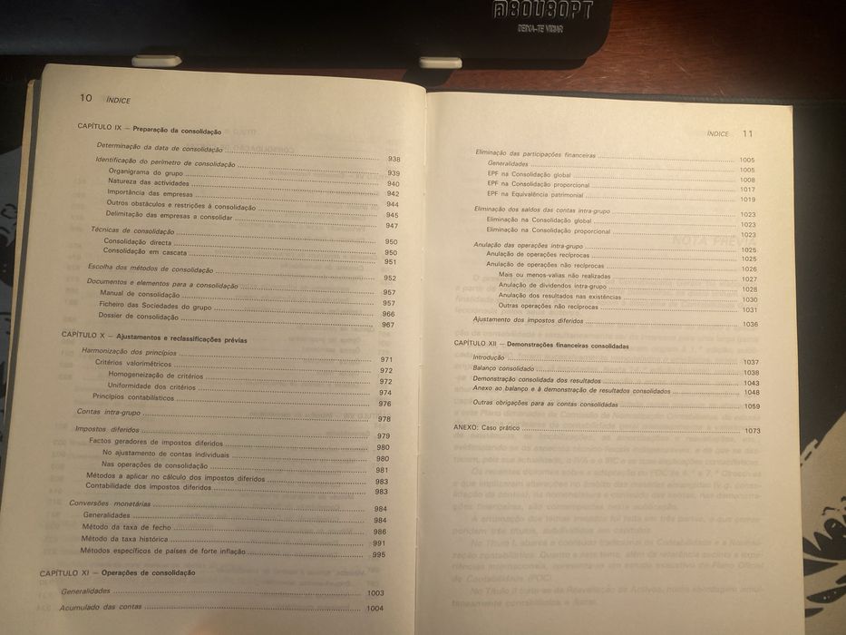 Livro de contabilidade