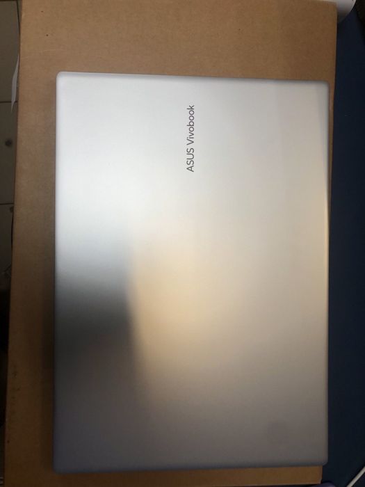 Ноутбук ASUS VIVOBOOK 15ryzen 5 ram 16 gb ssd 500gb