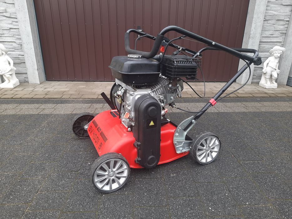 Wertykulator, areator GÜDE z silnikiem spalinowym