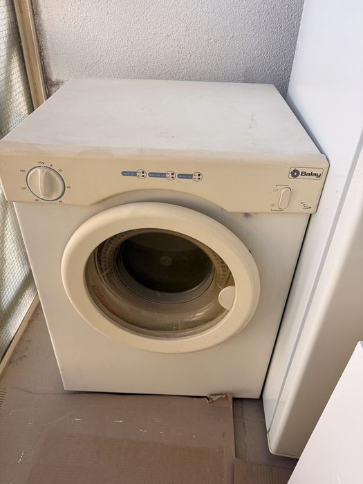 Maquina de secar Balay (para peças)