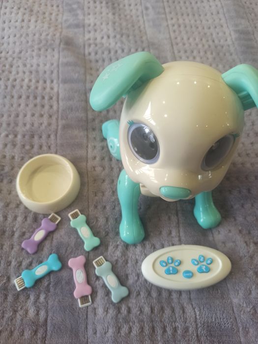 Робот щеня на радіокеруванні домашній собака