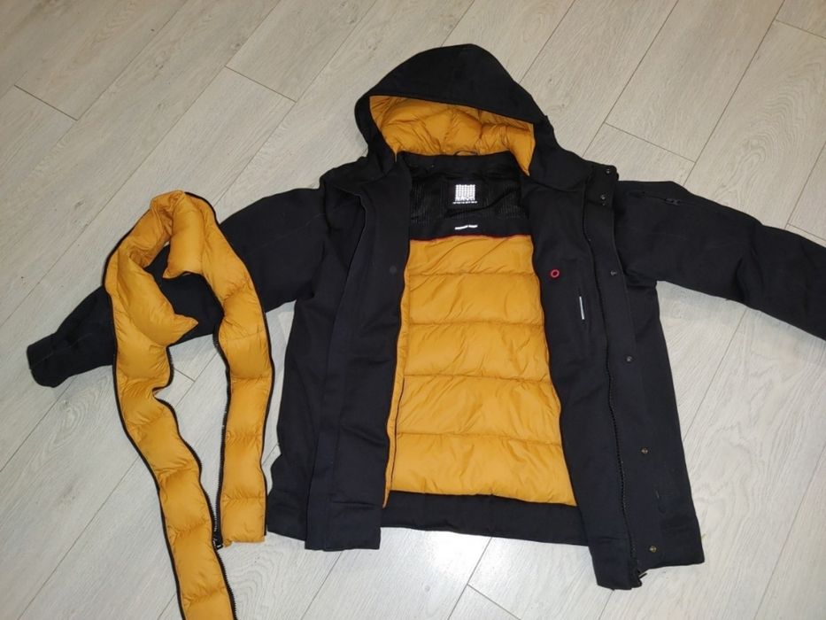 Бомбер пуховик Geox