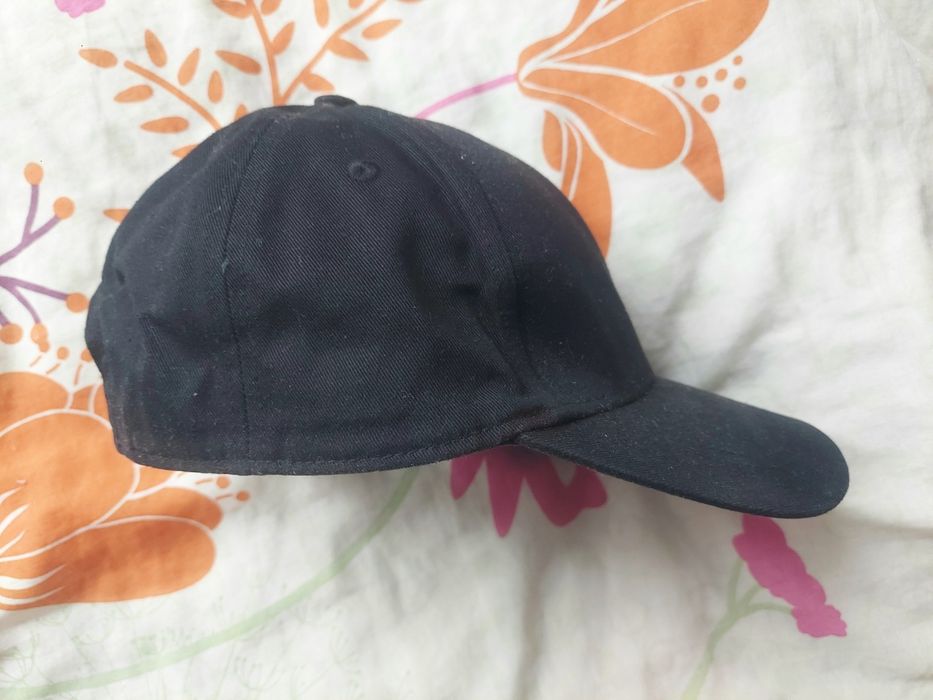 Бейсболка фірми HM оригінал

Розмір: універсальний 

На об'єм голови