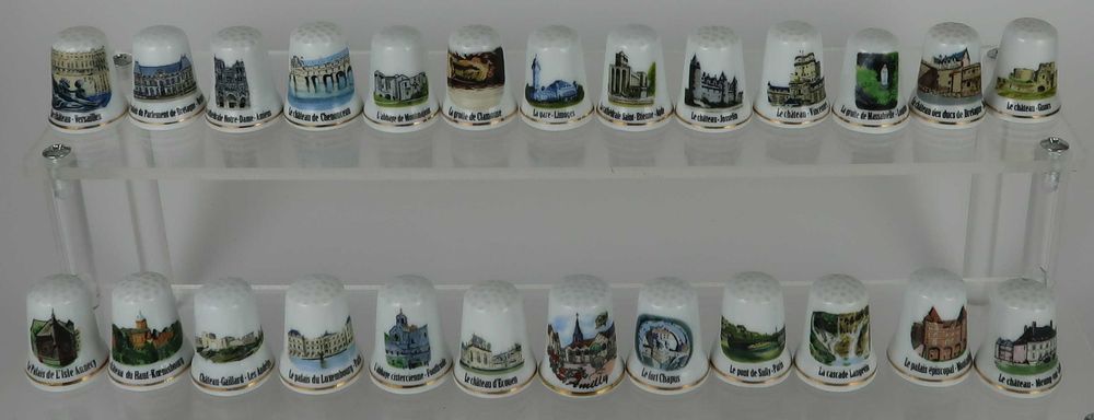 Lote de 25 dedais em porcelana