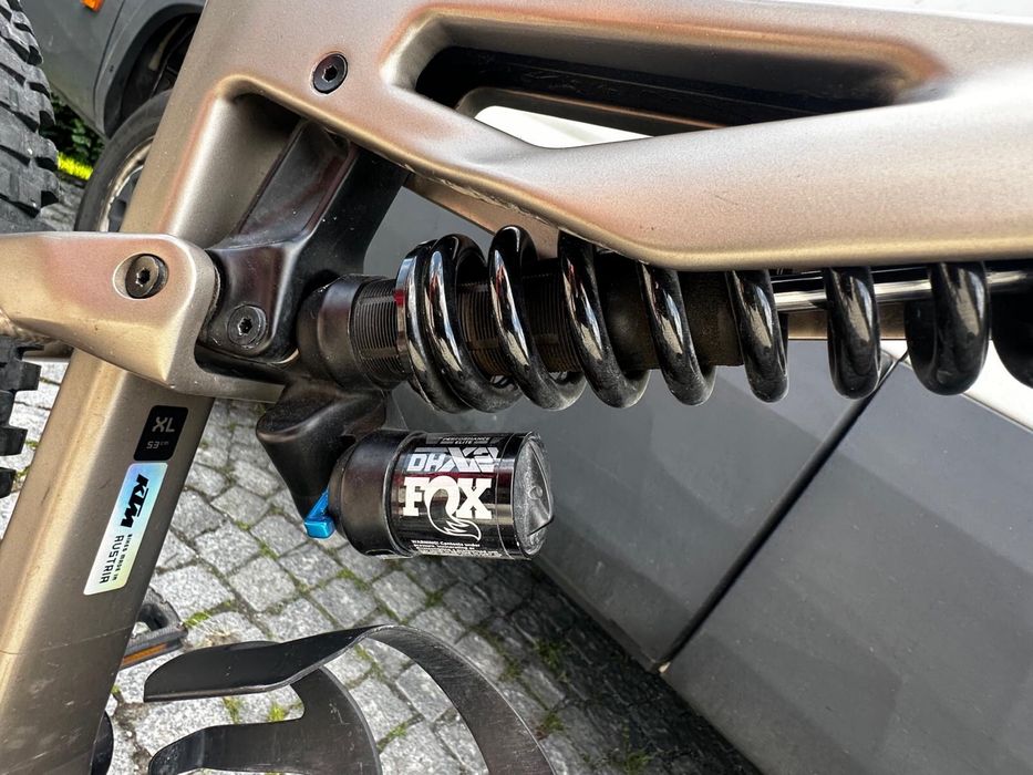 Rower elektryczny KTM Macina Prowler Prestige CARBON 29  / 750Wh Bosch Smart Sys / GX AXS / FOX / SAINT