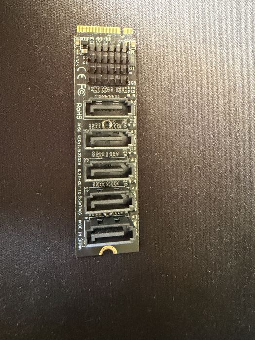 Adapter M2 nvme do 5x SATA