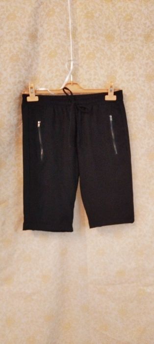 Spodenki czarne dłuższe rozm. M