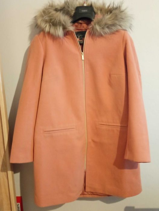 Różowy płaszczyk rozmiar 44 nowy bez metki