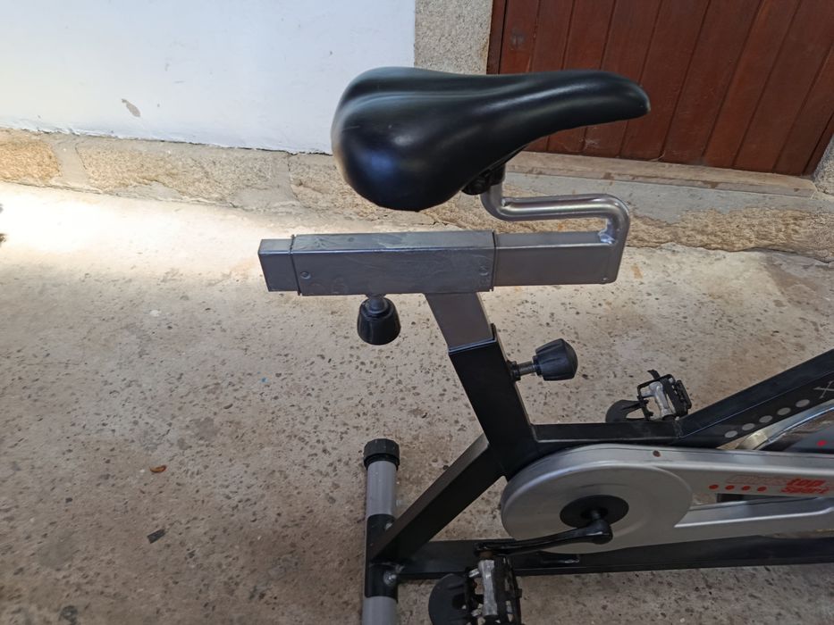 Bicicleta de prática desporto.