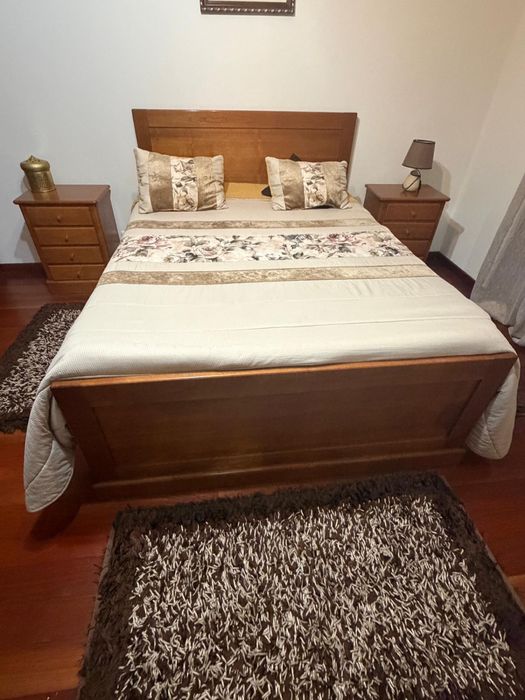 Quarto completo com armário