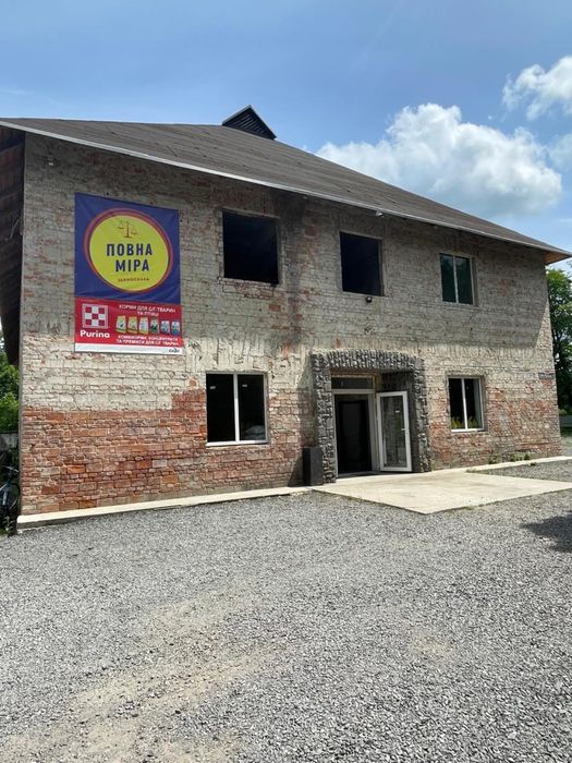 Комерційне приміщення продаж оренда м. Перечин