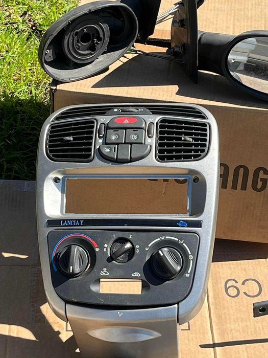 Peças Lancia Y Elefantino