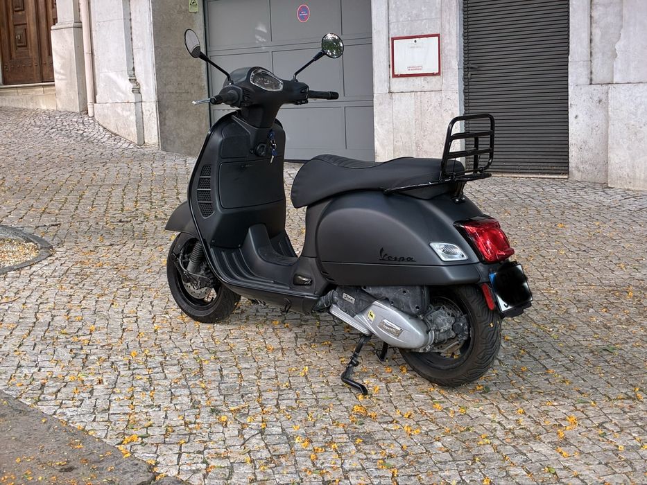 Vespa GTS 125 Notte ABS ESP com 40.000 km