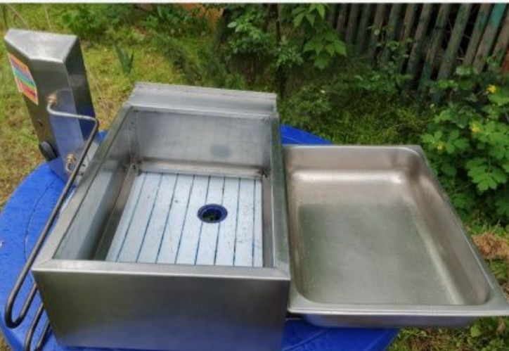 Продам пивные охладители+фритюрница для ресторана и кафе.