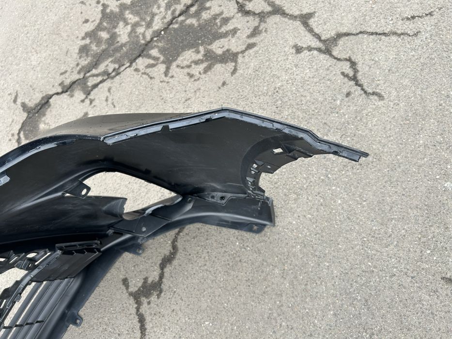 Toyota highlander бампер передний от 17-19год