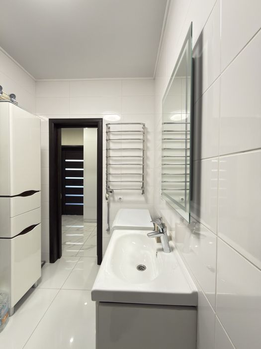 Продаж. Дворівнева 137 м² у Калиновій Слободі